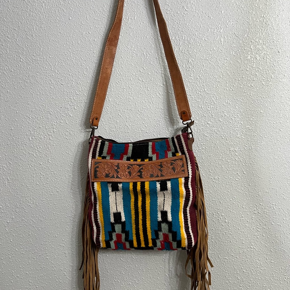 American Darling Saddle Blanket Fringe Shoulder Bag